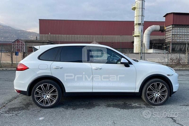 Usata Porsche Cayenne 245 CV (180 kW) 2013 Bianco SUV