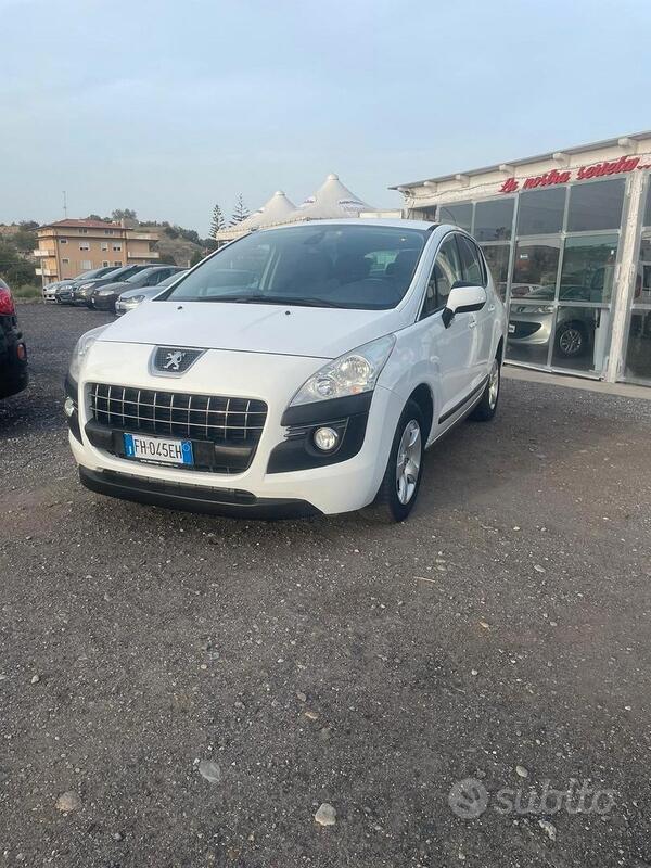 Usato 2013 Peugeot 3008 1.6 Diesel 115 CV (11.800 €)