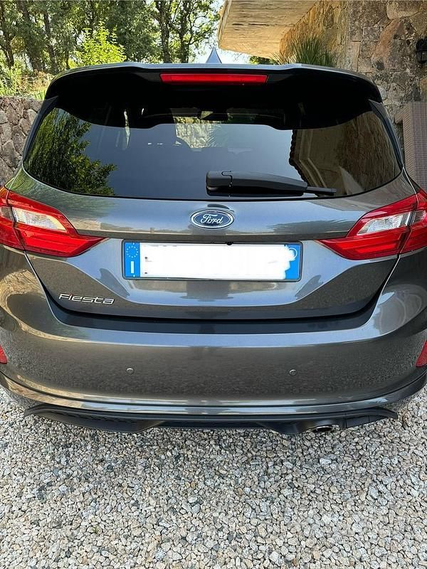 Usata Ford Fiesta ST-Line 86 CV (63 kW) 2017 Utilitaria