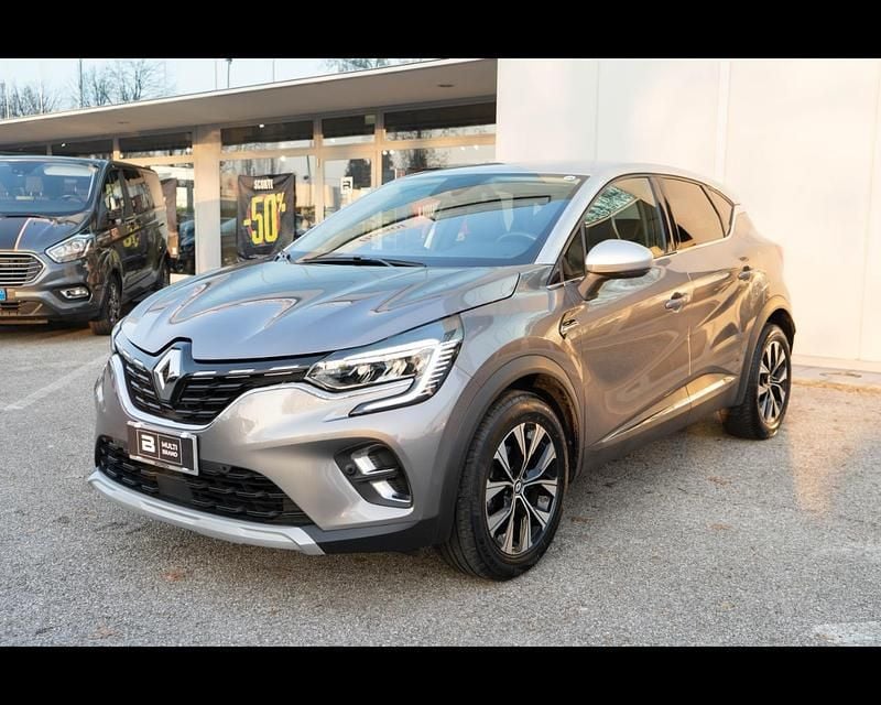 Usata Renault Captur Techno 91 CV (66 kW) 2024 Grigio SUV