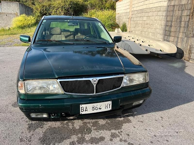 Usata Lancia Dedra 103 CV (75 kW) 1998 Verde Station wagon