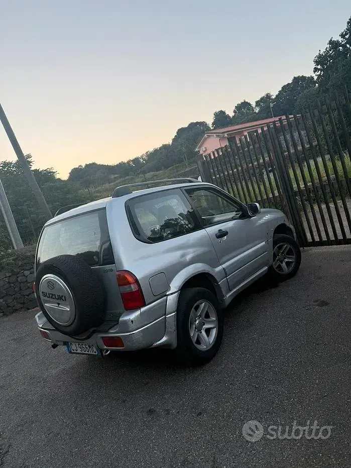Usata Suzuki Vitara 109 CV (80 kW) 2004 SUV