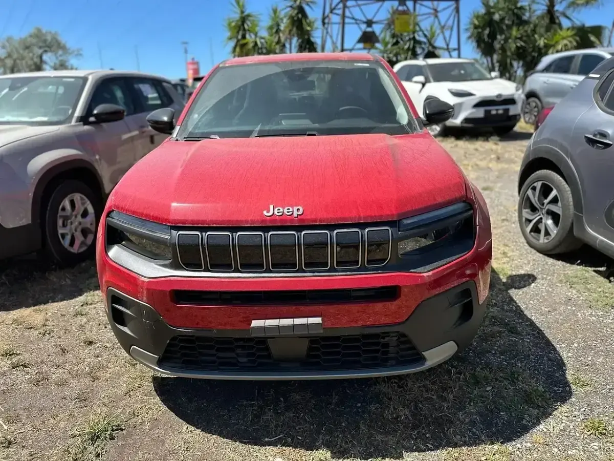 Usata Jeep Avenger Altitude 101 CV (74 kW) 2024 Rosso SUV