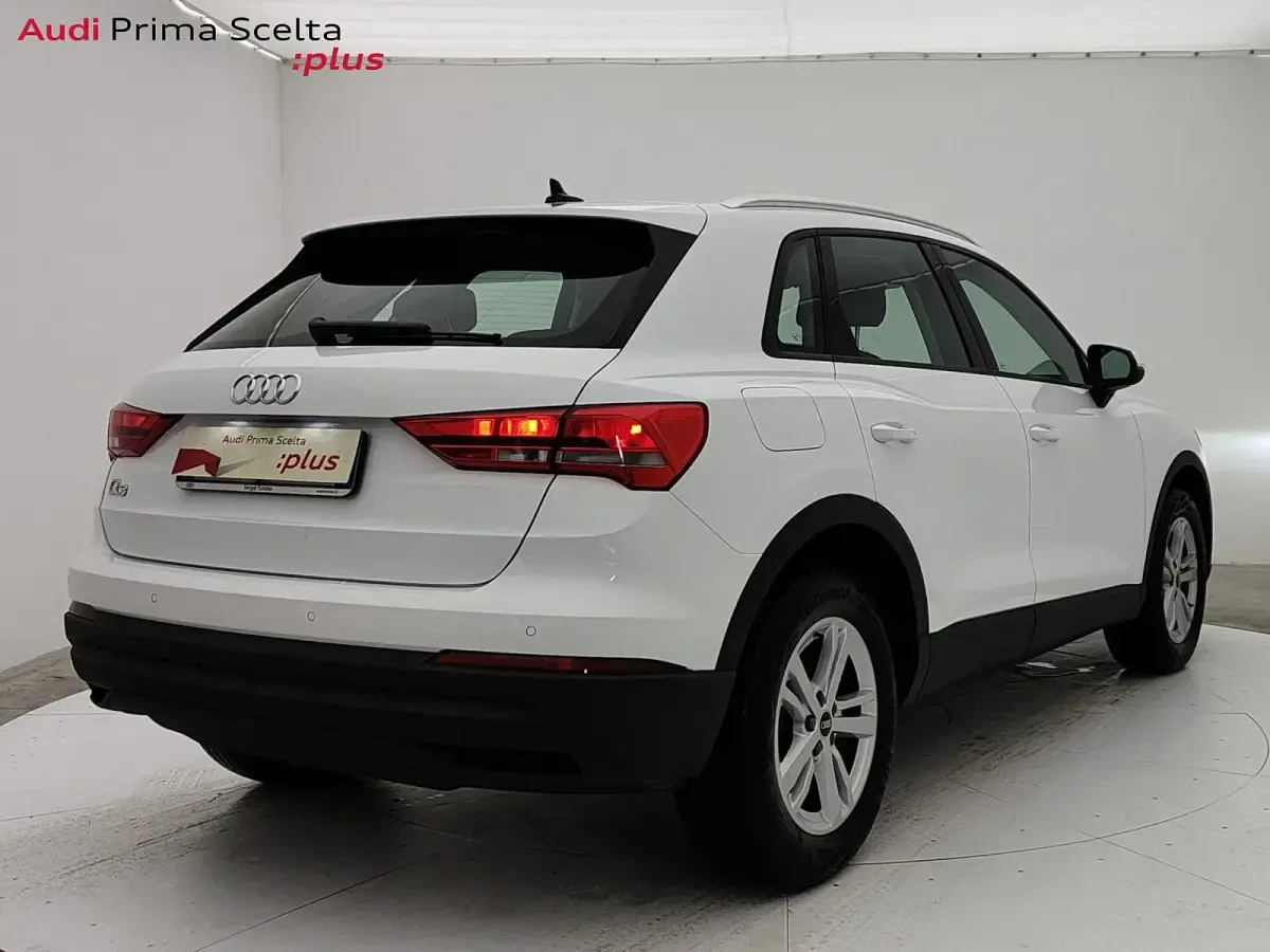 Usata Audi Q3 Business 150 CV (110 kW) 2022 Bianco SUV