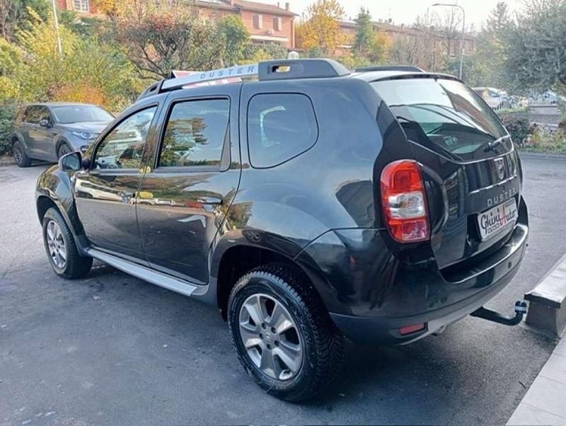 Usata Dacia Duster Lauréate 115 CV (84 kW) 2016 Nero SUV