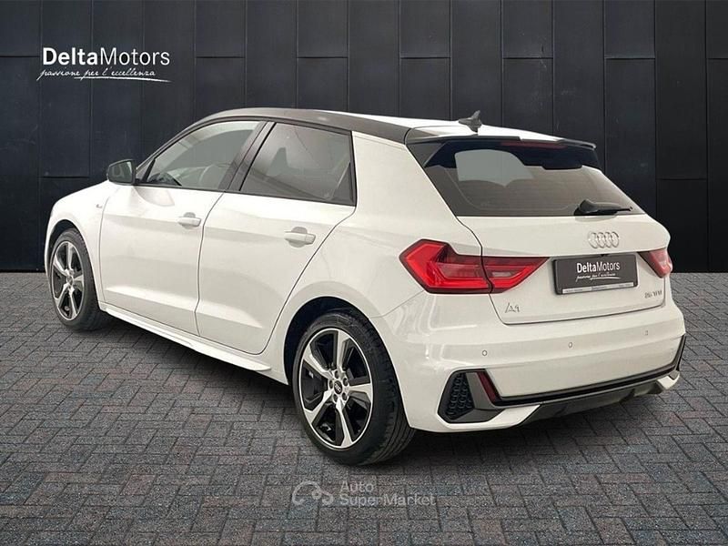 Usata Audi A1 Sportback Ambiente 95 CV (69 kW) 2022 Bianco Utilitaria
