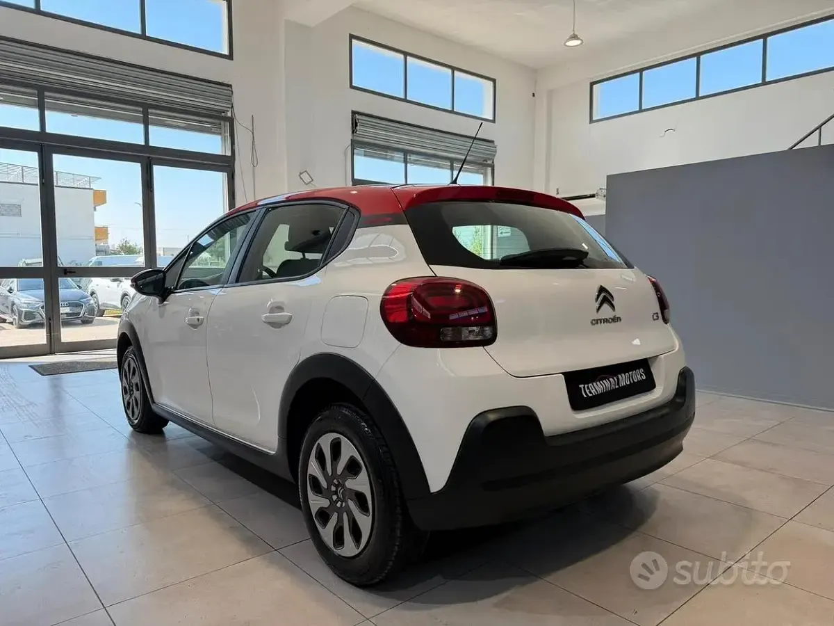 Usata Citroën C3 Feel 102 CV (75 kW) 2023 Bianco Utilitaria