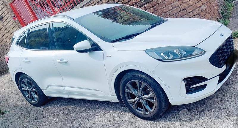 Usata Ford Kuga ST-Line 120 CV (88 kW) 2020 Bianco SUV