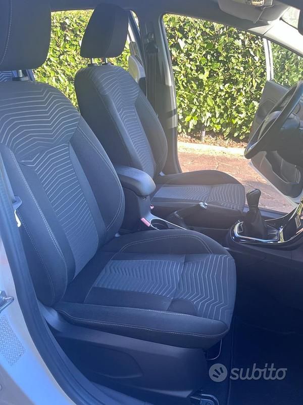 Usata Ford Fiesta Titanium 70 CV (51 kW) 2014 Utilitaria