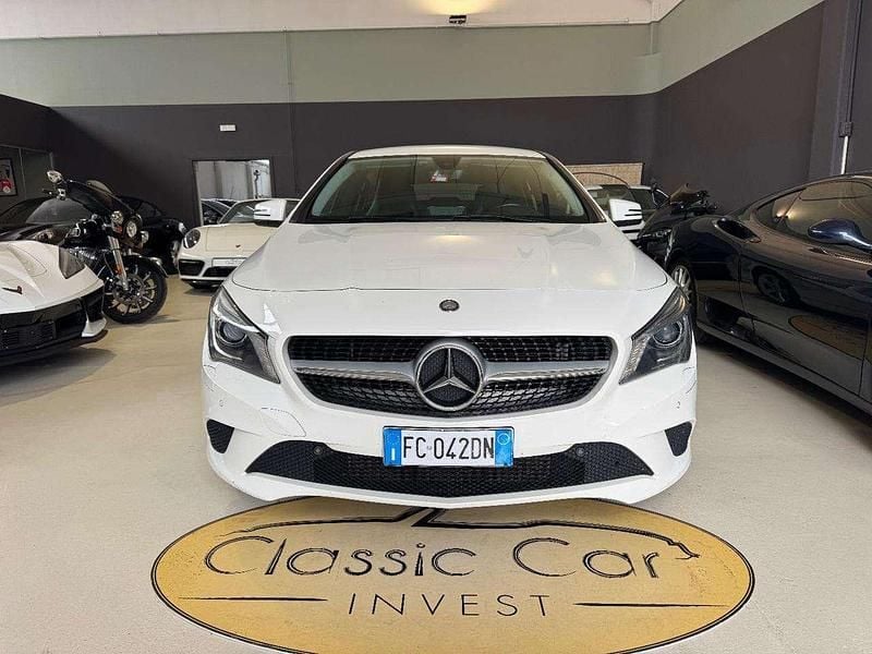 Usata Mercedes CLA220 Shooting Brake 177 CV (130 kW) 2016 Bianco Station wagon