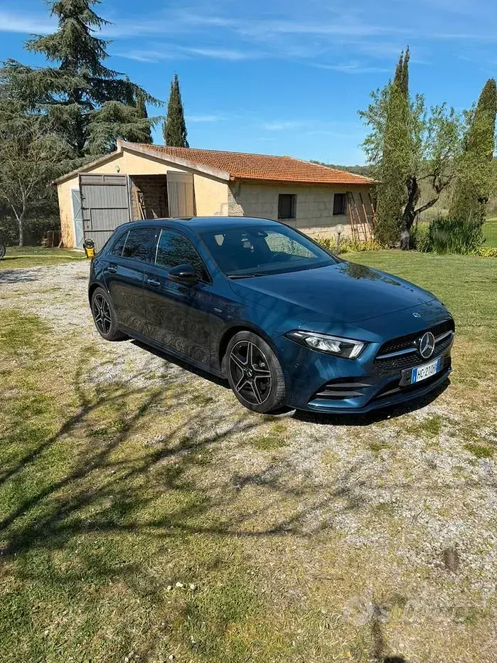 Usata Mercedes A180 116 CV (85 kW) 2026 Blu Berlina