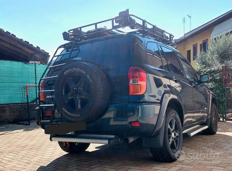 Usata Toyota RAV4 116 CV (85 kW) 2003 SUV