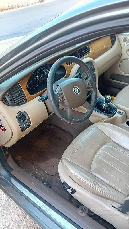 Usata Jaguar X-type 130 CV (95 kW) 2004 Berlina