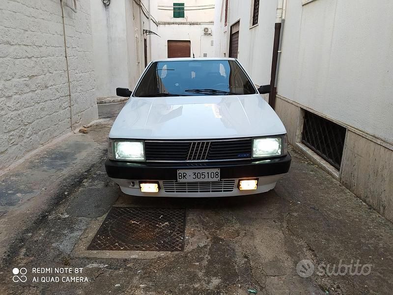 Bianco Usata 1989 Fiat Croma Tre volumi | 2800 € - Immagine 1/4