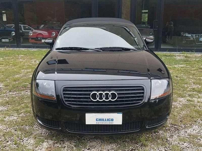 Usata Audi TT Roadster 179 CV (131 kW) 2001 Nero Cabrio