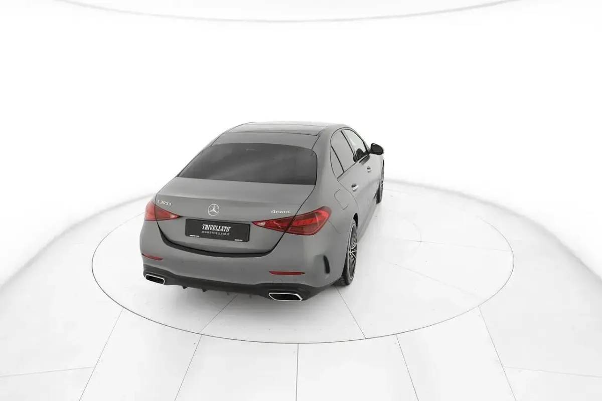 Usata Mercedes C300 Premium 265 CV (194 kW) 2023 Grigio Berlina