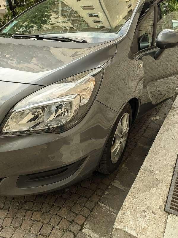 Usata Opel Meriva 120 CV (88 kW) 2016 Monovolume