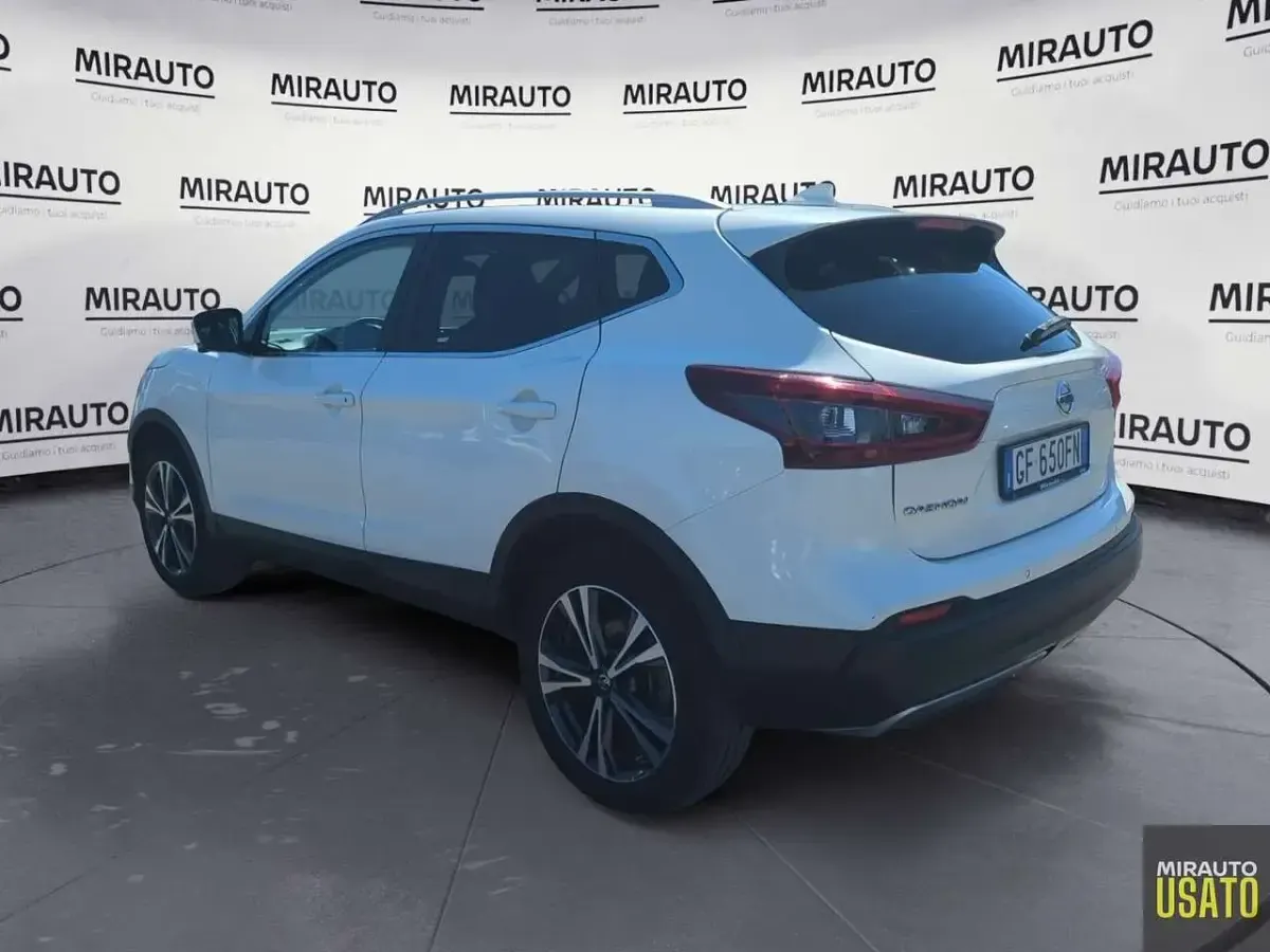 Gebraucht Nissan Qashqai N-Connecta 140 PS (102 kW) 2021 Weiß SUV