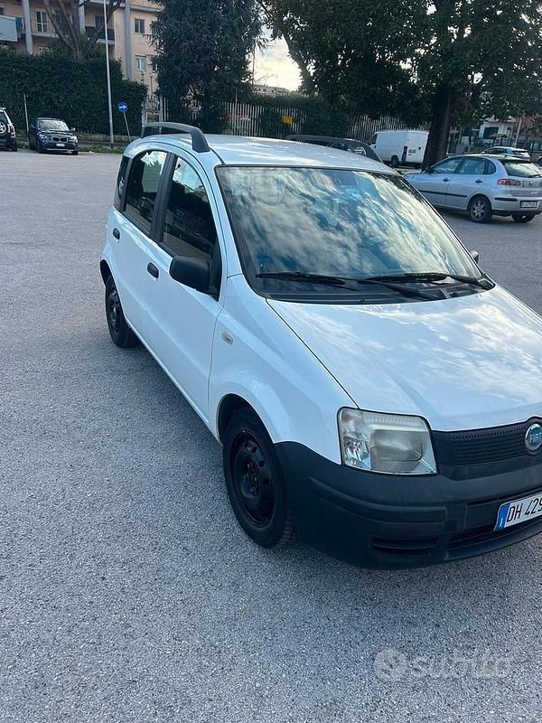 Usata Fiat Panda Active 54 CV (39 kW) 2007 Bianco Utilitaria
