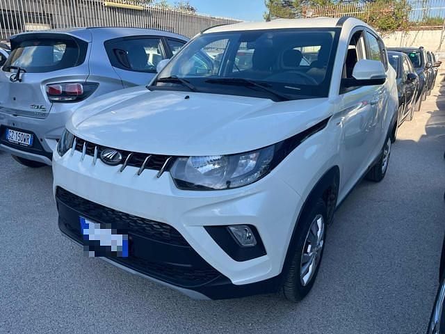 Usata Mahindra KUV100 87 CV (63 kW) 2025 Vari colori SUV