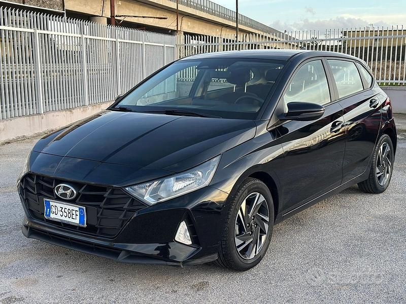 Nero Usata 2020 Hyundai i20 Tre volumi | 11.500 € (Cara) - Immagine 1/4