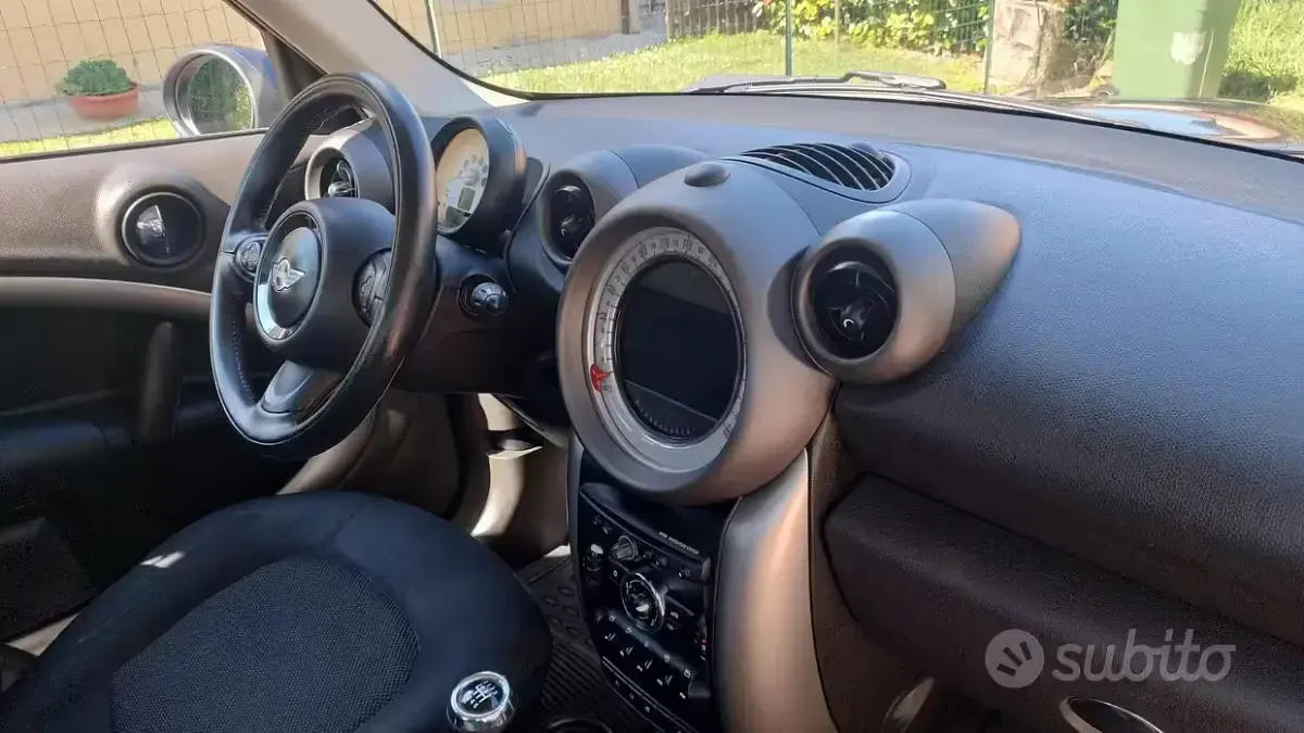 Usata Mini Countryman 111 CV (81 kW) 2012 Bluazzurro SUV