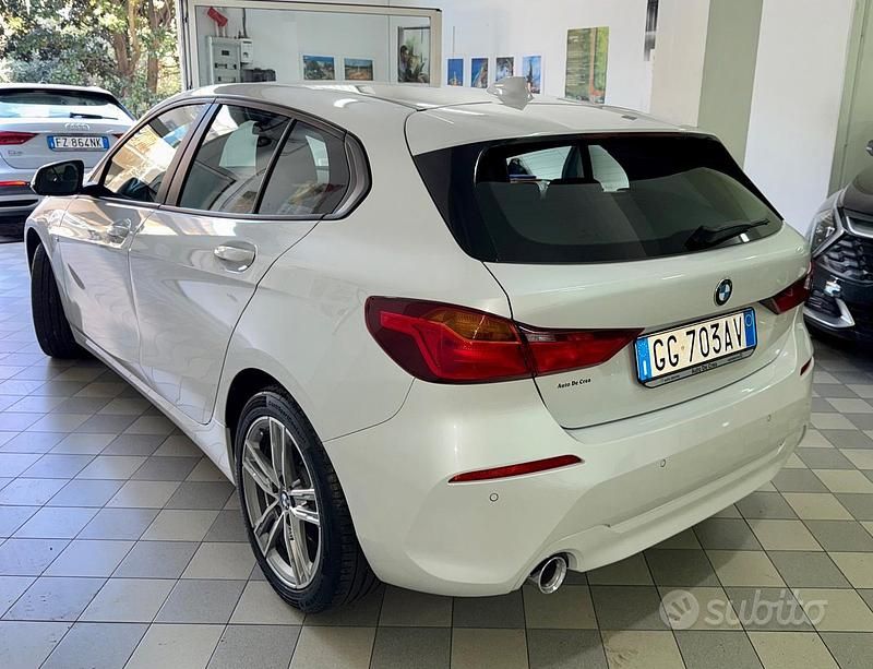 Usata BMW 116 Advantage 116 CV (85 kW) 2021 Bianco Utilitaria