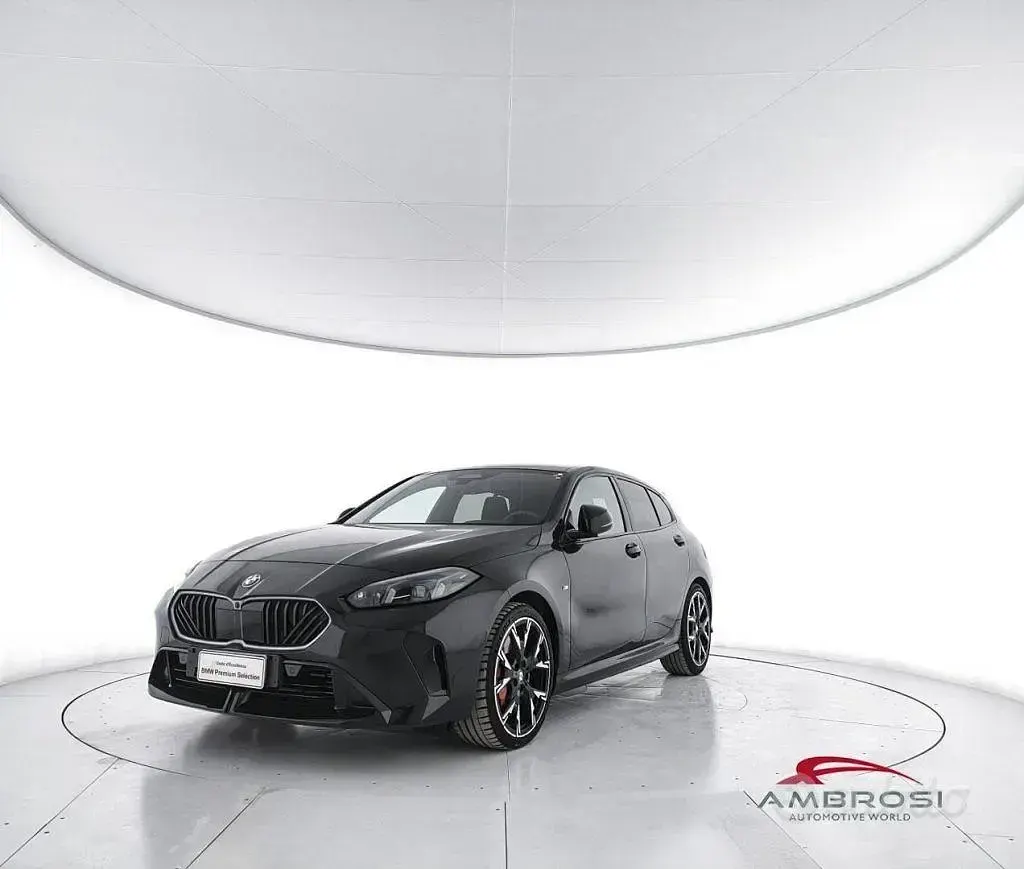Usata BMW 118 M Sport 150 CV (110 kW) 2025 Nero Utilitaria