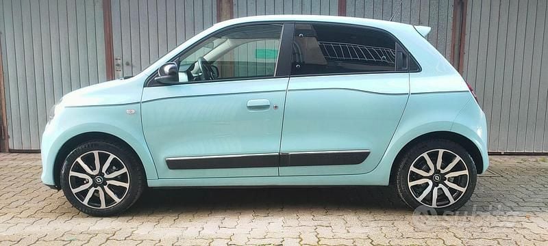 Usata Renault Twingo Intens 90 CV (66 kW) 2015 Blu Utilitaria