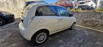 Usata Lancia Ypsilon Platinum 75 CV (55 kW) 2011 Altro Utilitaria