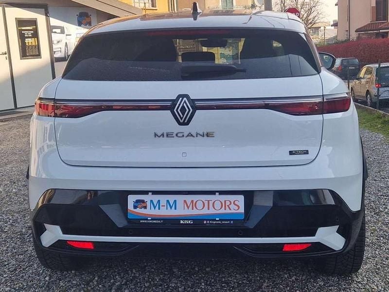 Usata Renault Megane E-Tech Equilibre 55 kW (75 CV) 2023 Bianco Berlina