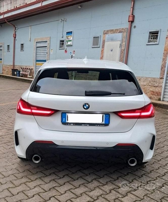 Usata BMW 118 M Sport 150 CV (110 kW) 2021 Bianco Utilitaria