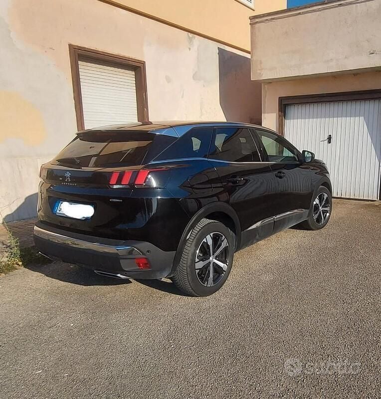 Usata Peugeot 3008 131 CV (96 kW) 2019 Nero SUV