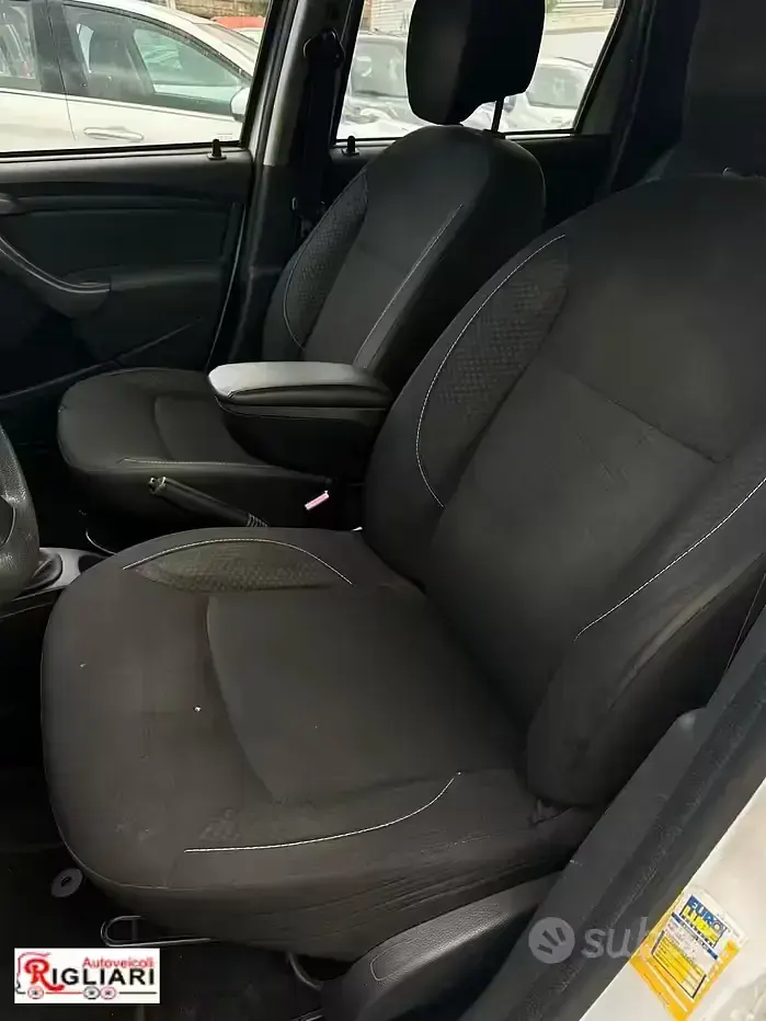 Usata Dacia Duster Ambiance 109 CV (80 kW) 2016 Bianco SUV