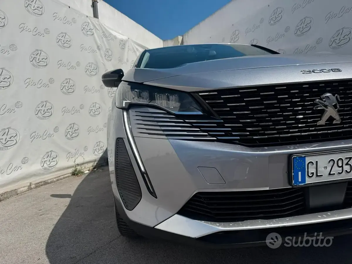 Usata Peugeot 3008 Allure 131 CV (96 kW) 2022 Grigio SUV