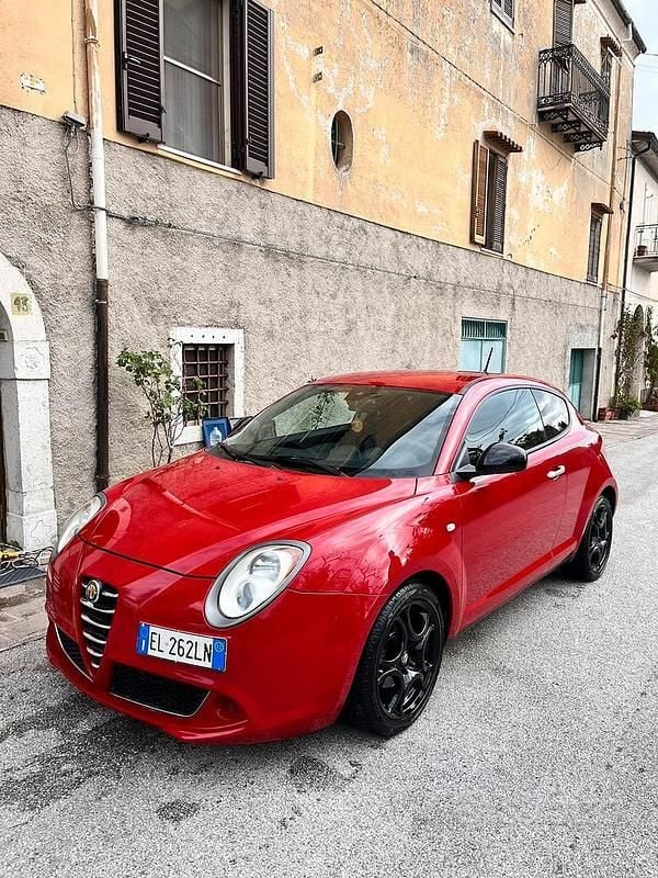 Usata Alfa Romeo MiTo 120 CV (88 kW) 2012 Rosso Utilitaria