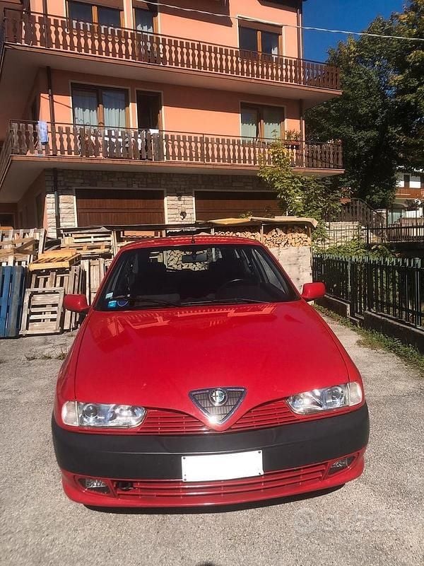 Usata Alfa Romeo 2000 Quadrifoglio 1998 Rosso Berlina