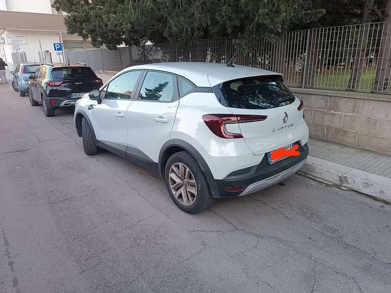 Usata Renault Captur Equilibre 101 CV (74 kW) 2023 SUV