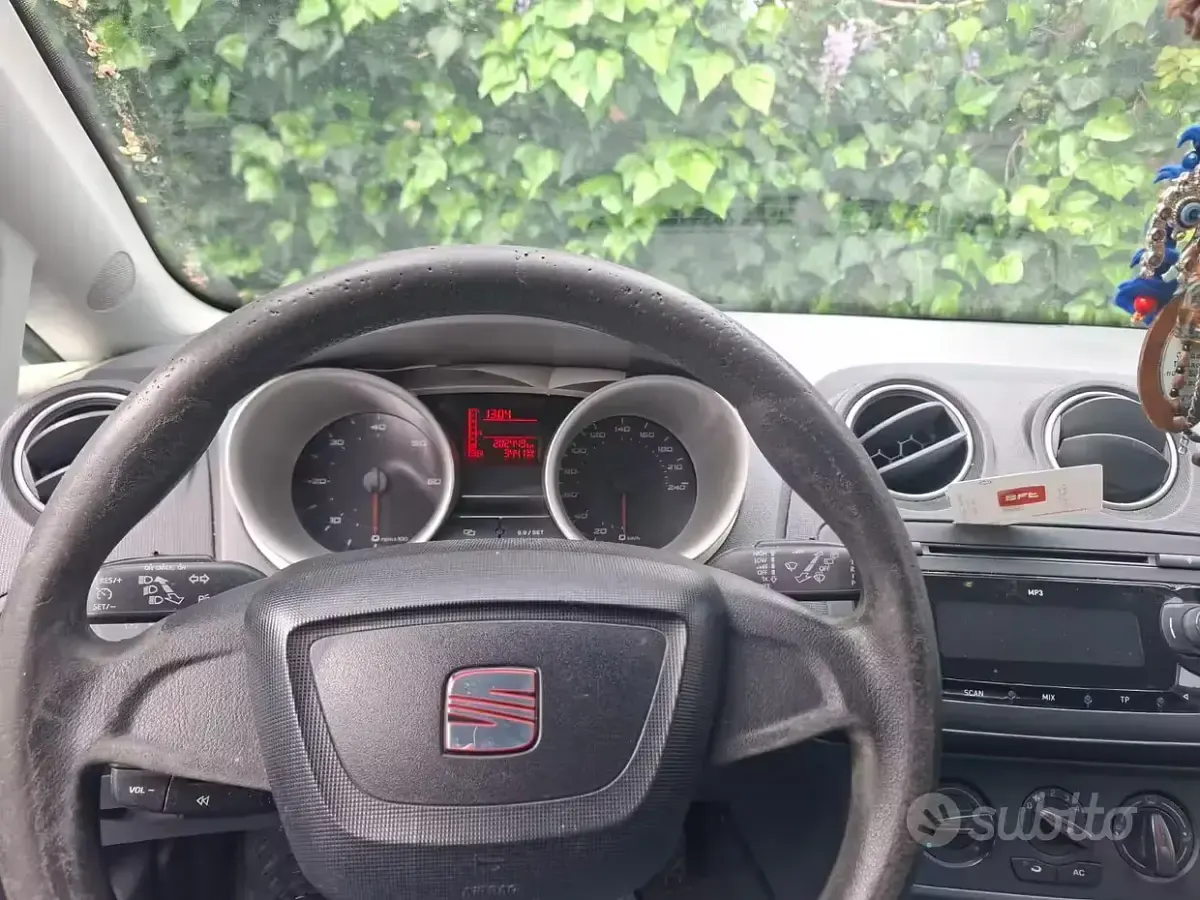 Usata Seat Ibiza 80 CV (58 kW) 2019 Giallo Utilitaria