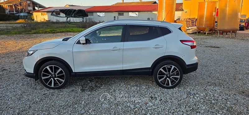 Usata Nissan Qashqai 110 CV (80 kW) 2014 Bianco SUV
