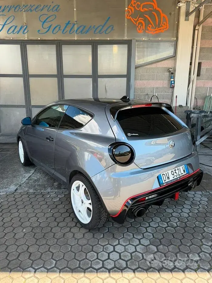 Usata Alfa Romeo MiTo 79 CV (58 kW) 2009 Grigio Utilitaria