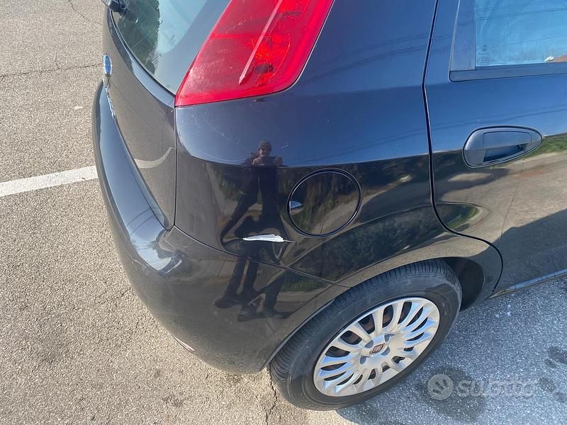 Usata Fiat Punto 2016 Nero Utilitaria