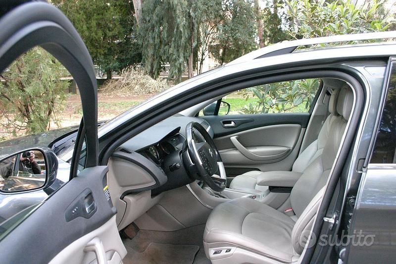 Usata Citroën C5 204 CV (150 kW) 2014 Grigio Station wagon