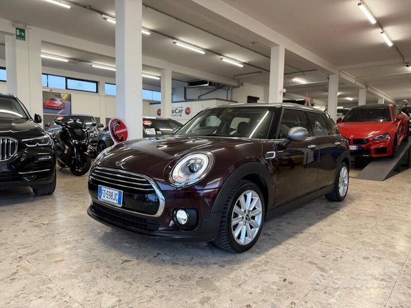 Viola Usata 2016 Mini Cooper D Clubman Business Station wagon | 11.999 € (Buon prezzo) - Immagine 1/4