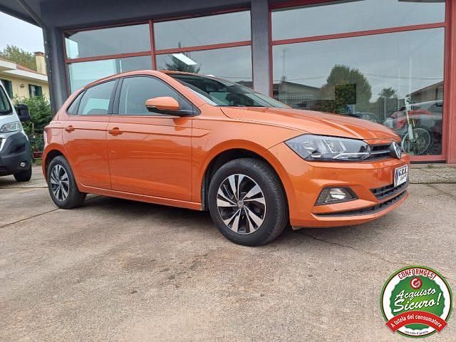 Usata VW Polo Comfortline 80 CV (58 kW) 2019 Arancione Berlina