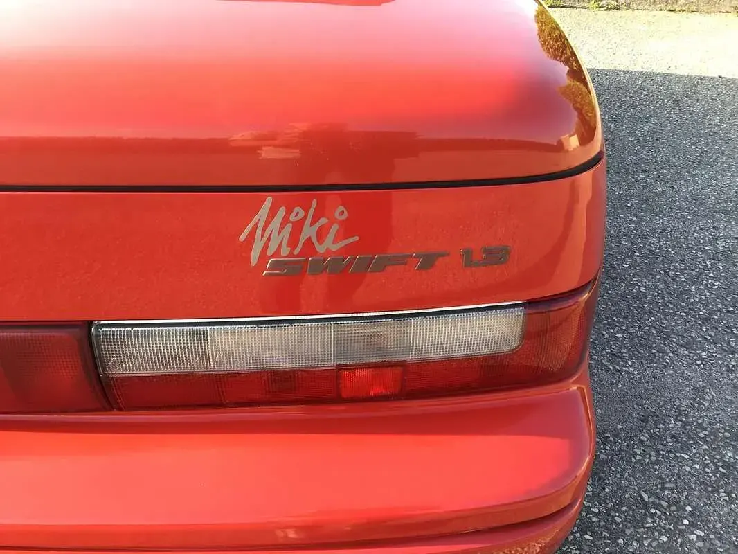Usata Suzuki Swift 68 CV (50 kW) 1996 Rosso Cabrio