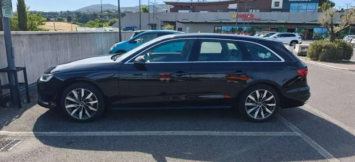 Usata Audi A4 Ambiente 204 CV (150 kW) 2022 Nero Station wagon