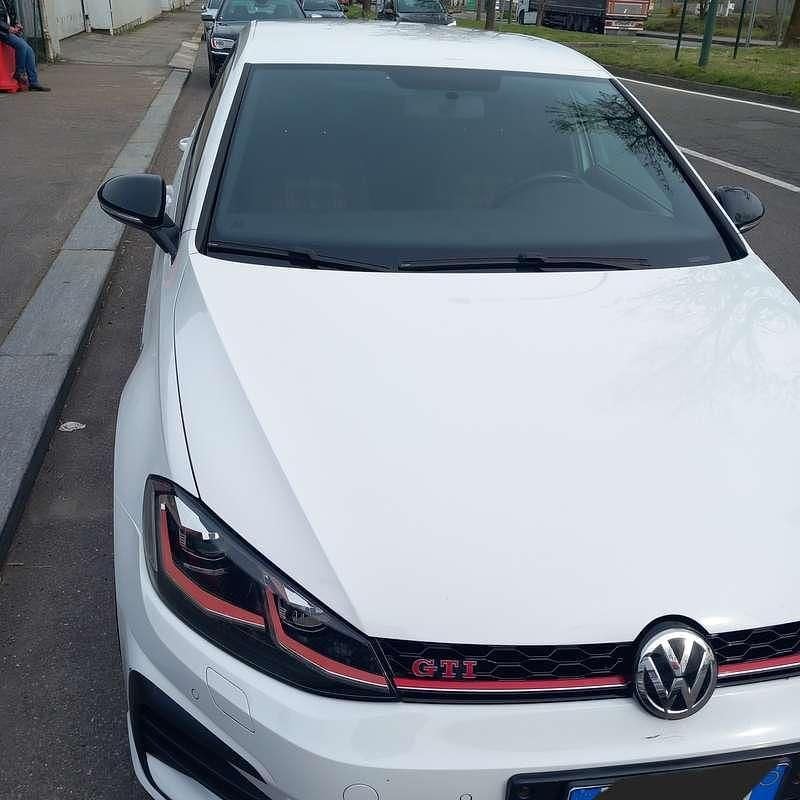 Usata VW Golf VII GTI 220 CV (161 kW) 2017 Berlina