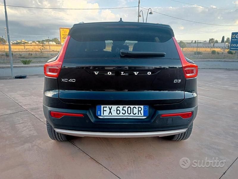 Usata Volvo XC40 R-Design 190 CV (139 kW) 2019 Nero SUV