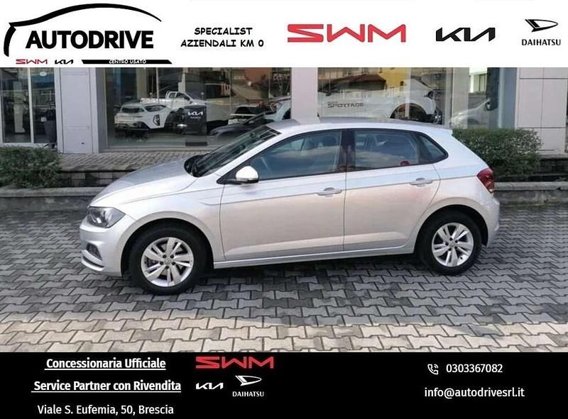 Argento Usata 2019 VW Polo Comfortline Tre volumi | 15.400 € (Buon prezzo) - Immagine 1/4